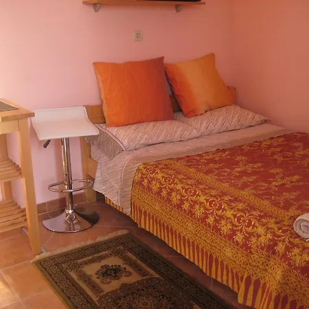 Apartment Ana *